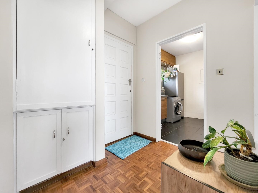 To Let 1 Bedroom Property for Rent in Gardens Western Cape